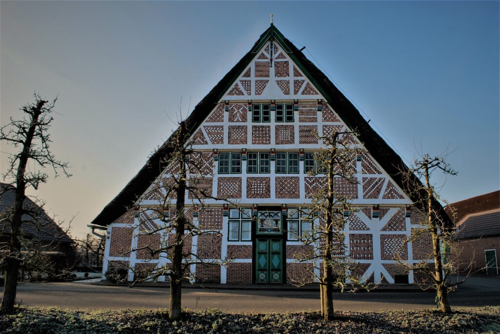 Altes Bauernhaus bei Jork im Alten Land