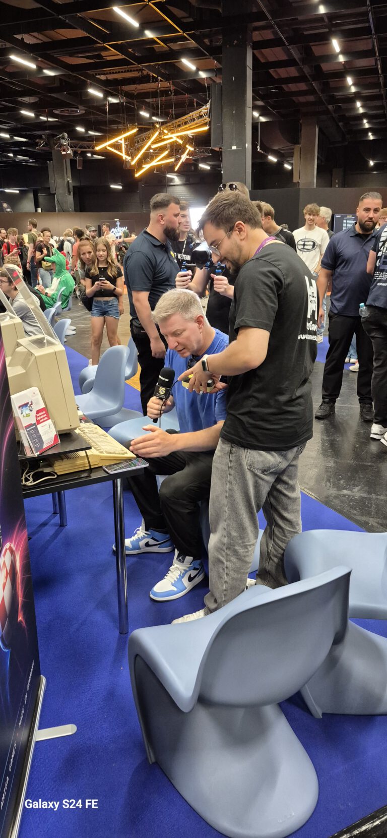 Schradin in der Retro Area auf der Gamescom 2026.
